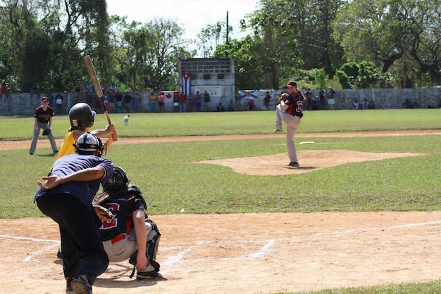 Nova Scotia ballplayers participate in Cuban Goodwill Tour