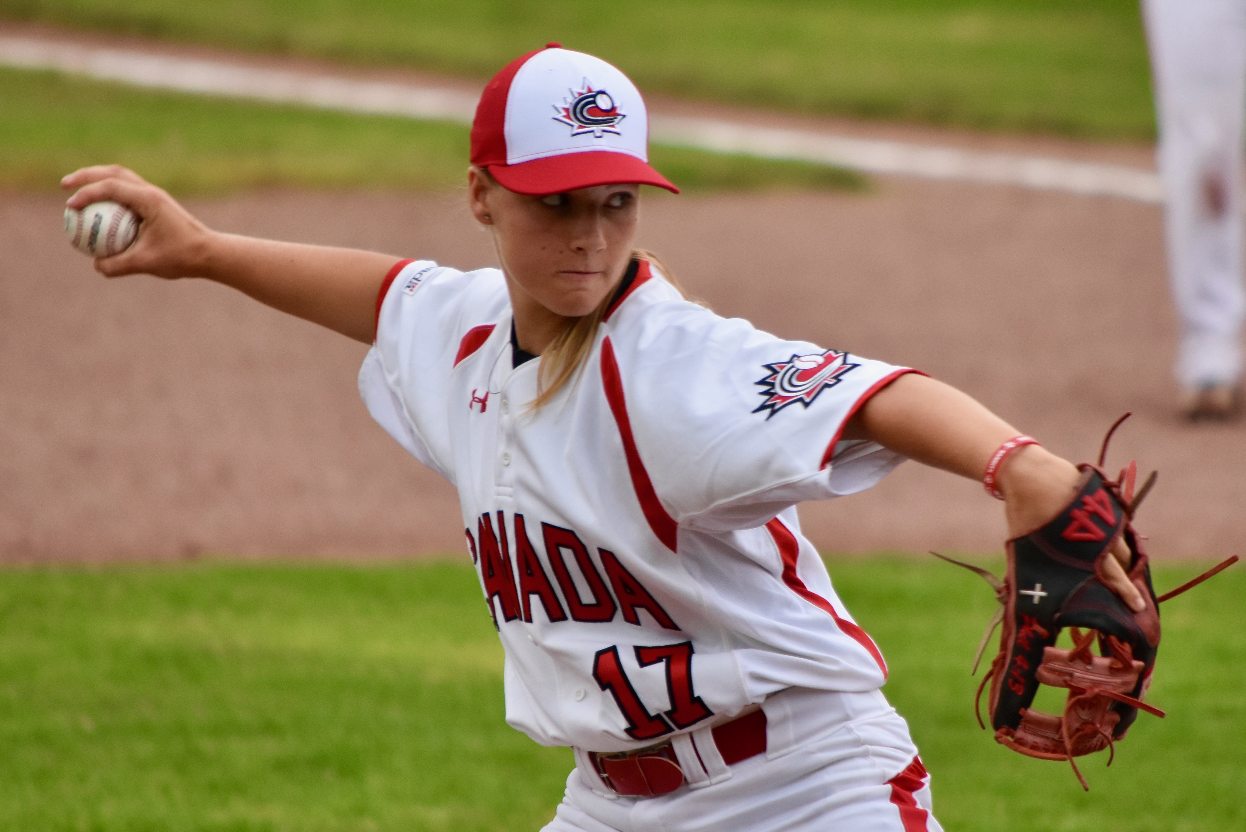 Short Hops: Schroder commits to VIU baseball program 